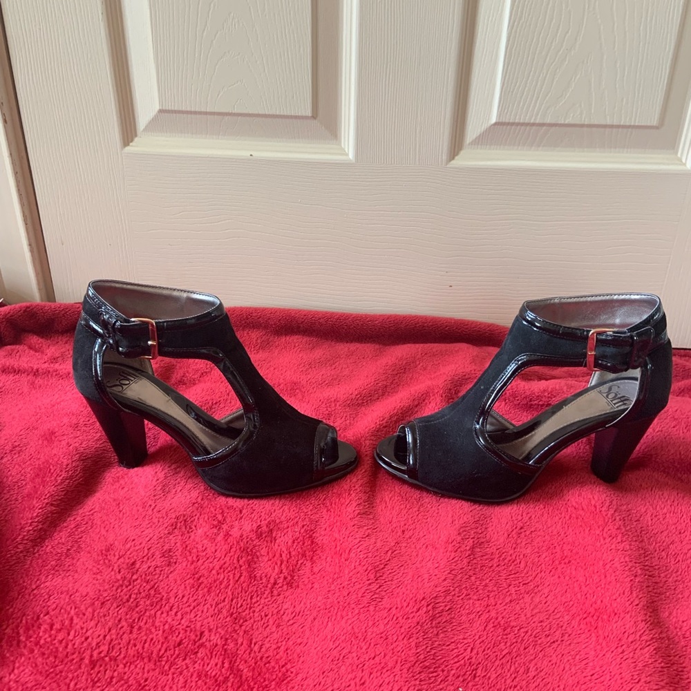 Sofft T Strap  Heels